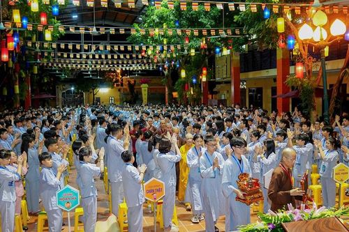 Hà Nội: Khai mạc khóa tu tuổi trẻ lần thứ XII tại chùa Bằng
