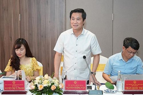 Thứ trưởng Bộ Xây dựng Nguyễn Tường Văn làm việc với tỉnh Thừa Thiên - Huế