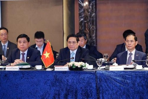 Thủ tướng đề nghị Tập đoàn Hàn Quốc hỗ trợ nguồn tài chính, xây dựng cơ sở hạ tầng