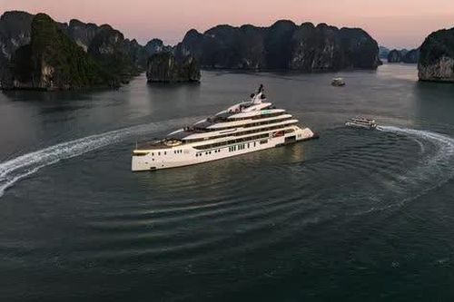 GRAND PIONEERS CRUISES: 'Cánh buồm xanh' của Vịnh Hạ Long