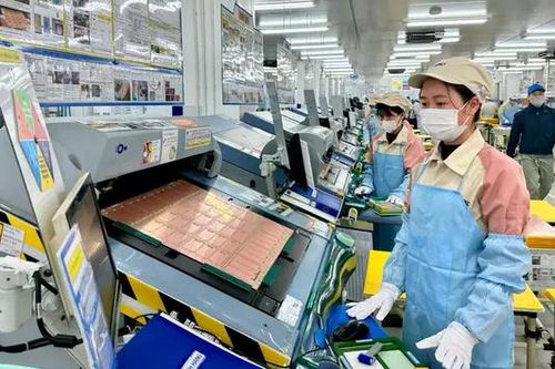 6 tháng đầu năm, GRDP Hà Nội tăng 6%