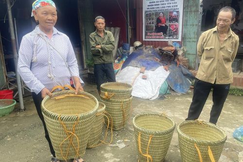 Chiếc gùi trong đời sống đồng bào vùng cao