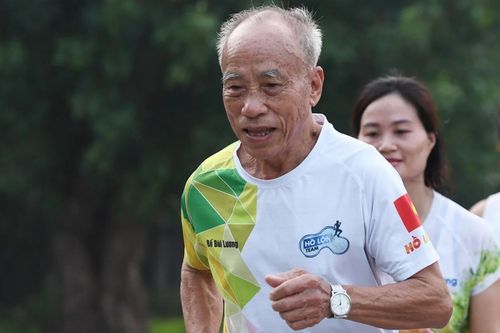 Huyền thoại Marathon Bùi Lương qua đời
