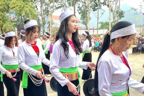 Những 'bông hoa' dân vận khéo