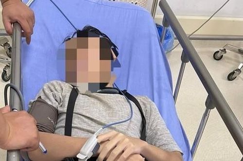 Cứu sống nam sinh 15 tuổi nhảy cầu sau 1 ngày Hà Nội có điểm chuẩn vào lớp 10