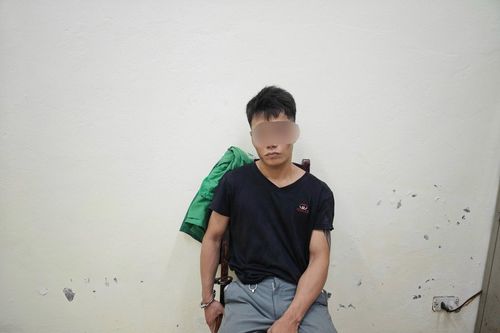 Kiểm tra thanh niên nghi vấn, phát hiện ma túy