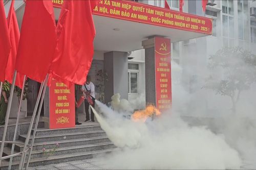 Huyện Thanh Trì tổ chức Lễ ra mắt 'điểm' lực lượng tham gia bảo vệ an ninh trật tự ở cơ sở
