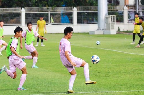 Nửa đội hình U16 Việt Nam chấn thương trước trận tranh hạng ba với Indonesia