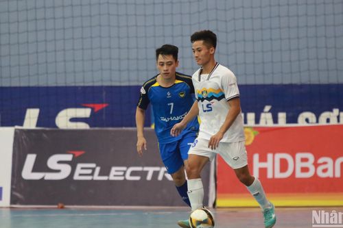 Vòng 9 giải futsal HDBank vô địch quốc gia 2024: Tân binh Luxury Hạ Long có điểm số đầu tiên