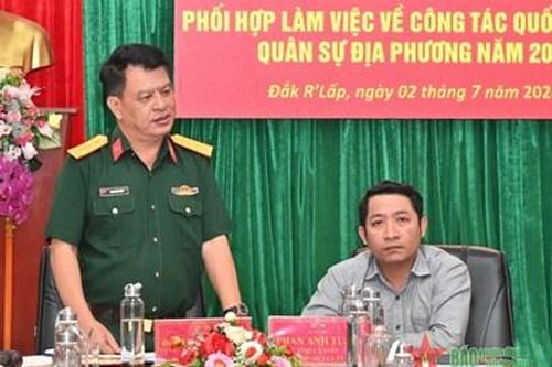 Ban Thường vụ Đảng ủy Quân sự tỉnh Đắk Nông làm việc với huyện Đắk R'lấp về nhiệm vụ quốc phòng