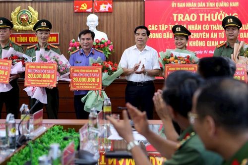 Triệt xóa đường dây đánh bạc qua mạng xuyên quốc gia do người nước ngoài cầm đầu