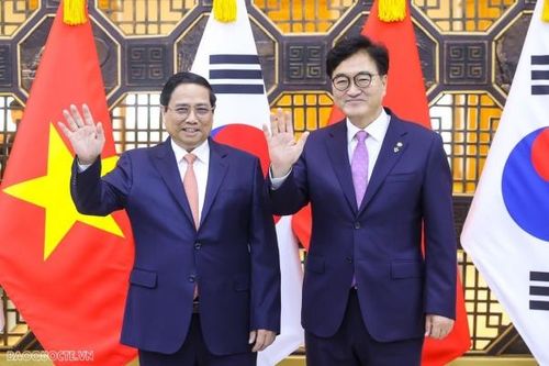 Thủ tướng Phạm Minh Chính hội kiến Chủ tịch Quốc hội Hàn Quốc Woo Won-sik