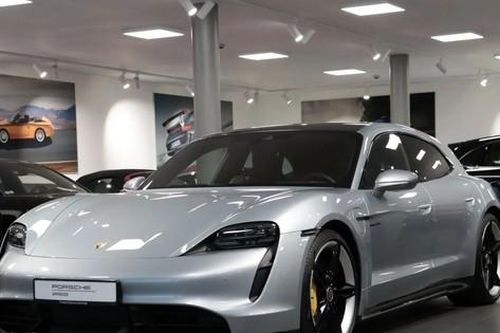 Porsche triệu hồi toàn bộ xe điện Taycan vì lỗi phanh