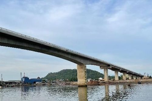Nghệ An 'rộng cửa' hướng ra biển lớn