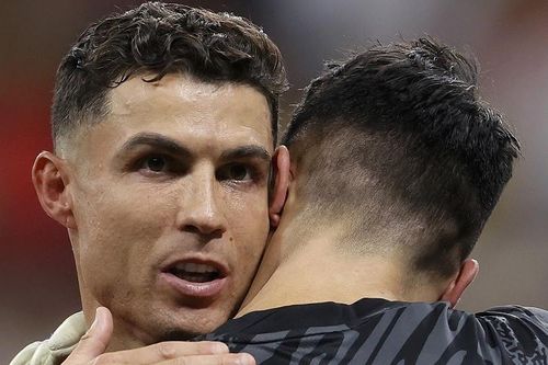 Bồ Đào Nha vào tứ kết EURO 2024: Nước mắt Ronaldo lấn cả công Costa