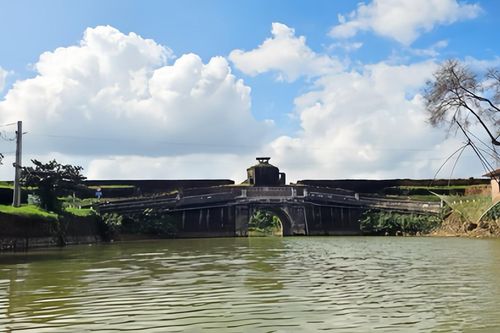 Ngự Hà, một dòng xanh