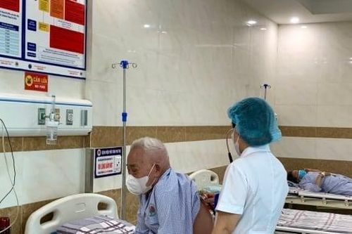 Ho cơn kéo dài, vào viện phát hiện ký sinh trùng trong phổi