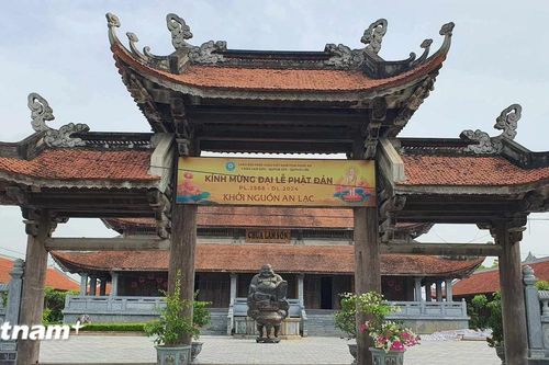 Về Quỳnh Lưu chiêm ngưỡng ngôi chùa bằng gỗ lớn nhất xứ Nghệ