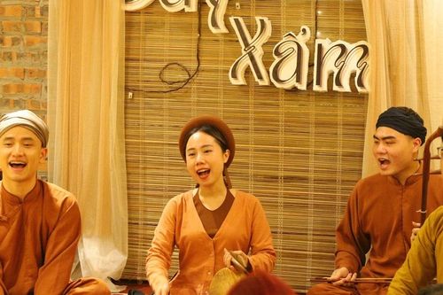 'Say Xẩm': Lan tỏa tình yêu nghệ thuật dân gian trong giới trẻ Hà Thành