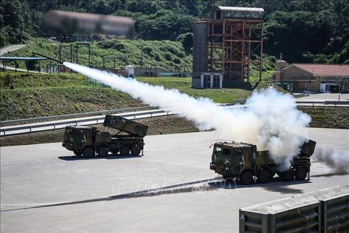 Hàn Quốc nối lại tập trận bắn đạn thật gần biên giới với Triều Tiên