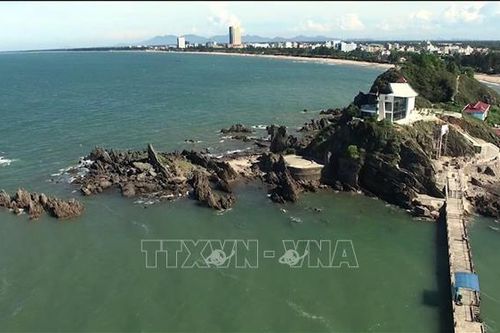 Chất lượng môi trường nước tại nhiều bãi biển ở Nghệ An trong giới hạn cho phép
