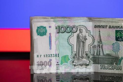 Đồng ruble Nga tăng giá mạnh nhất trong 6 tháng đầu năm 2024