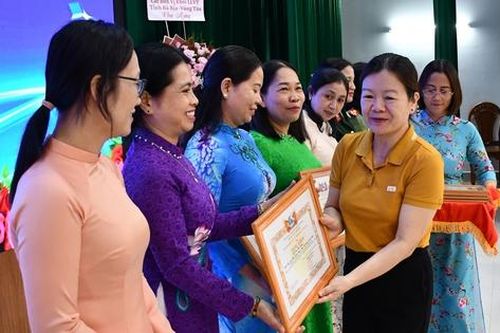 Các cấp Hội LHPN tỉnh Bà Rịa - Vũng Tàu hỗ trợ 116 nghìn lượt phụ nữ vay vốn làm ăn