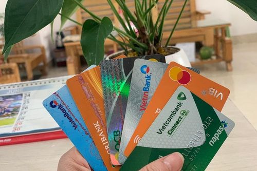 Ngăn chặn hoạt động mua, bán tài khoản thanh toán của học sinh, sinh viên