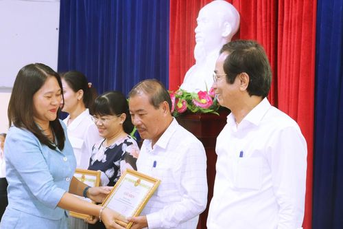 UBND quận Ngũ Hành Sơn bàn giao mặt bằng dự án làng Đại học Đà Nẵng