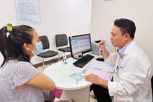 Hiểu đúng về sinh con 'thuận tự nhiên'