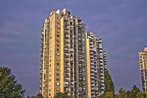 Russin & Vecchi - Đối tác đáng tin cậy của khách hàng trong lĩnh vực bất động sản