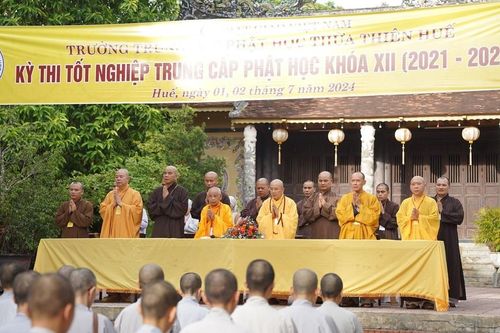 Thừa Thiên Huế: Trường Trung cấp Phật học tỉnh tổ chức kỳ thi tốt nghiệp khóa XII (2021-2024)