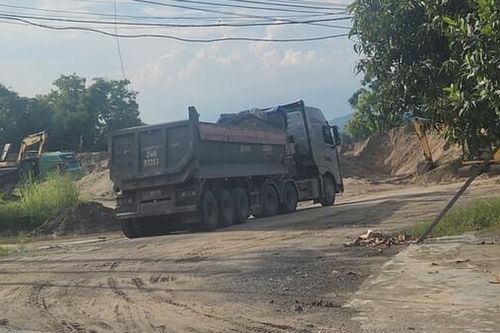 Yên Bái: Nhiều bến bãi cát, sỏi huyện Văn Yên không phép vẫn vô tư hoạt động