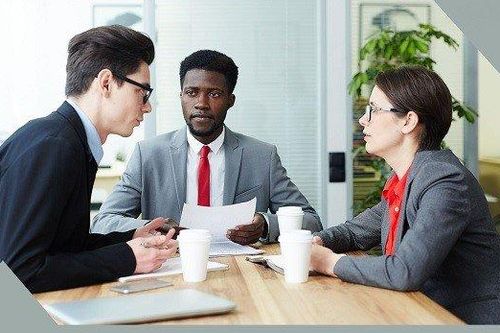 6 lỗi cử chỉ khiến bạn dễ bị đánh rớt khi phỏng vấn xin việc