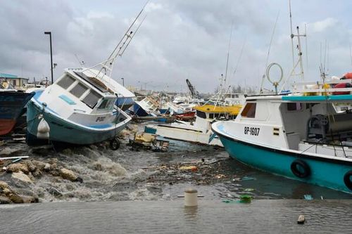 Bão Beryl tàn phá phía Đông vùng biển Caribe, có nguy cơ thành bão cấp 5 gây thảm họa chết người
