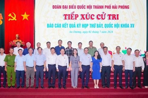 Phó Thủ tướng Chính phủ Trần Lưu Quang cùng Đoàn ĐBQH thành phố Hải Phòng tiếp xúc cử tri huyện An Dương