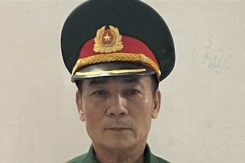 Đại tá 'dởm' mạo danh công tác ở Tổng Cục II