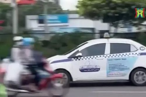 Tạm giữ lái xe lạng lách trên đường Phạm Hùng