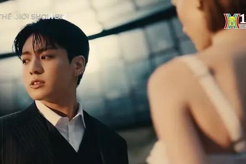 JungKook được huyền thoại Diana Ross khen ngợi