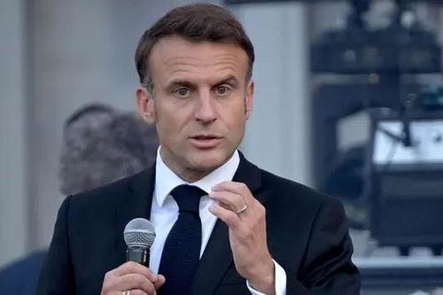 Liên minh của Tổng thống Macron hợp tác với cánh tả