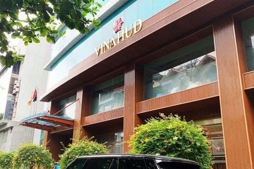 VINAHUD đi lùi sau 'game' tài chính