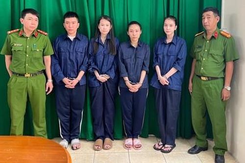 TPHCM: Hoạt động mại dâm thông qua nhóm kín diễn biến phức tạp