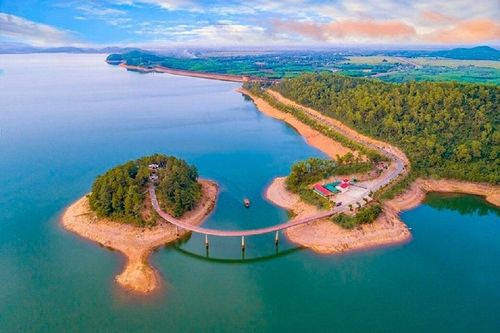 Top địa điểm du lịch Nghệ An - Hà Tĩnh phổ biến nhất