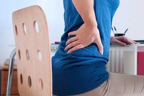 5 chất bổ sung giúp giảm đau lưng