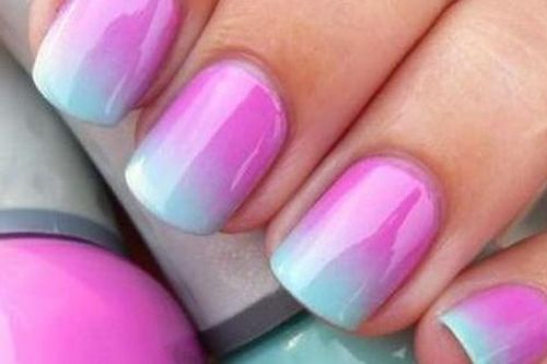 Tác hại khi sơn móng tay thường xuyên và cách khắc phục