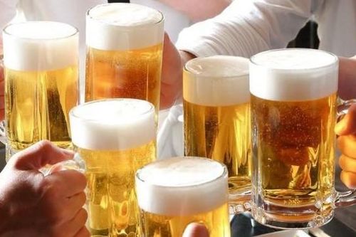 Những cấm kỵ khi uống bia vào mùa hè