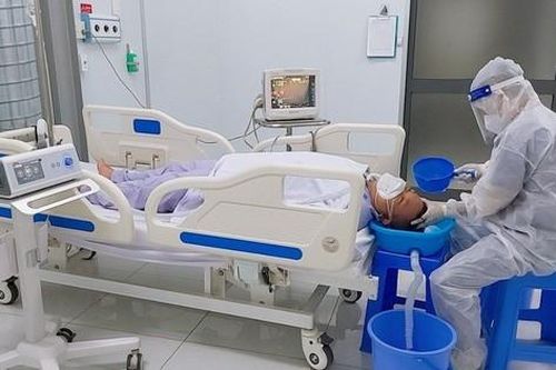 Tôn vinh điều dưỡng viên tiêu biểu: Một điều dưỡng nơi vùng cao tận tụy với nghề