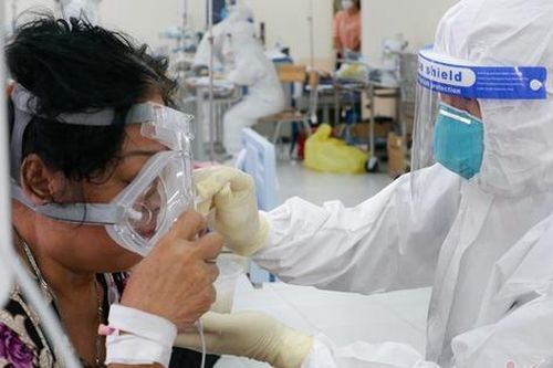 Tôn vinh điều dưỡng viên tiêu biểu: Quên khái niệm thời gian để hồi sinh những sự sống