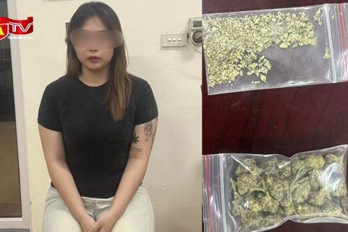 Kiểm tra các đối tượng nghi vấn, phát hiện ma túy và dao