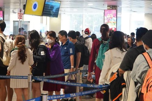 Kiểm soát chặt chẽ giá vé máy bay